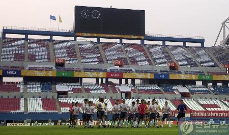 日韓ワールドカップ遺影の感動的瞬間