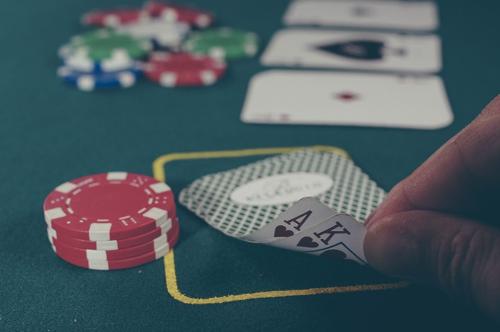 ポーカー イカサマ 種類の違いとは何ですか？